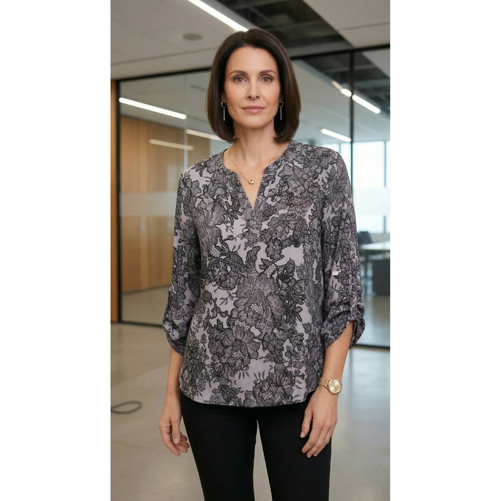 Simply Vera Vera Wang Whimsy Floral Black & Grey Blouse Size M Office  Boho